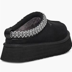 UGG black tasman platform size 9